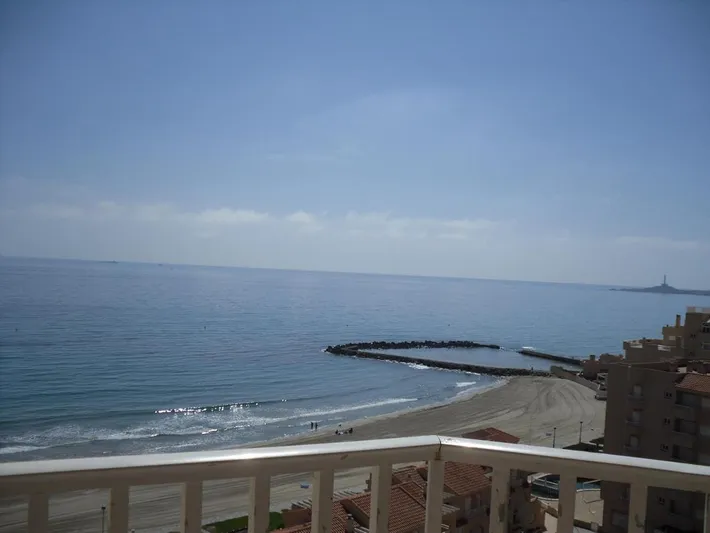Apartamento de vacaciones para 8 personas, con terraza además de jardín y piscina - 1