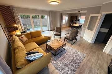 Ferienhaus für 4 Personen, mit Garten und Pool in Sahrensdorf