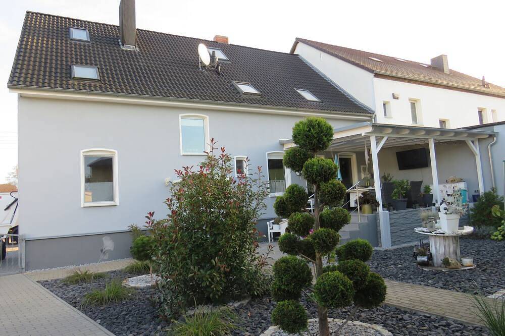 Entire apartment, Ferienwohnung Wilhelmine in Dessau, Dessau-Roßlau