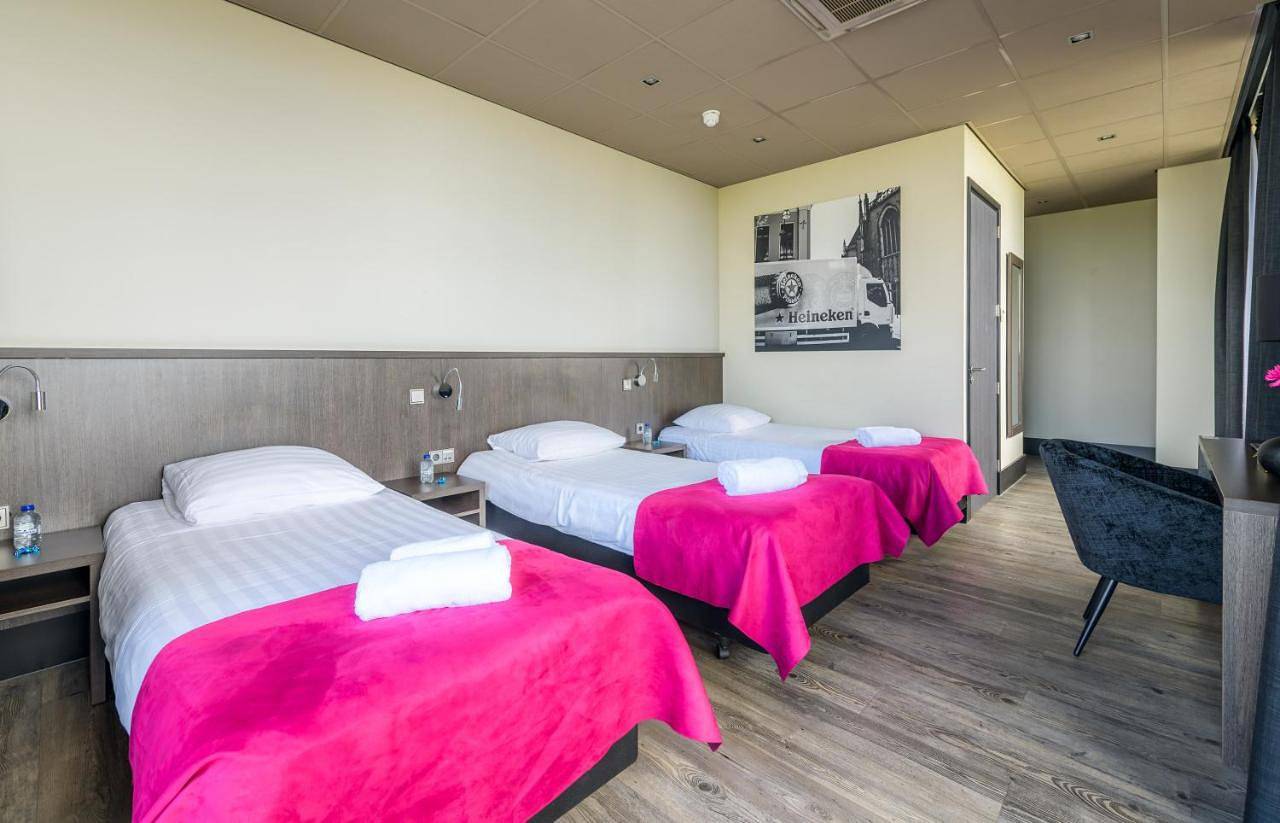 Bas World Hotel in Veghel, Brabant-Septentrional