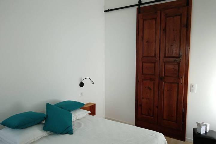 Mas in the middle of vineyards, ideally located between Camargue and Provence. in Vauvert, Mittelmeerküste (Frankreich)