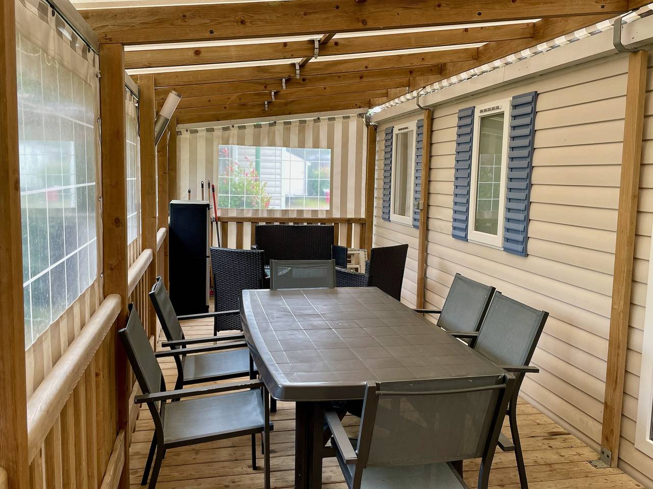 Superb Mobilhome Ba302 - 3 bedrooms Siblu Bonne Anse La Palmyre in Les Mathes, Côte de Beauté