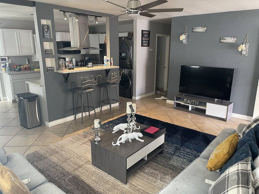 Secure Family Home/ Vacation/ Work Space Ect. in North Las Vegas, Nevada