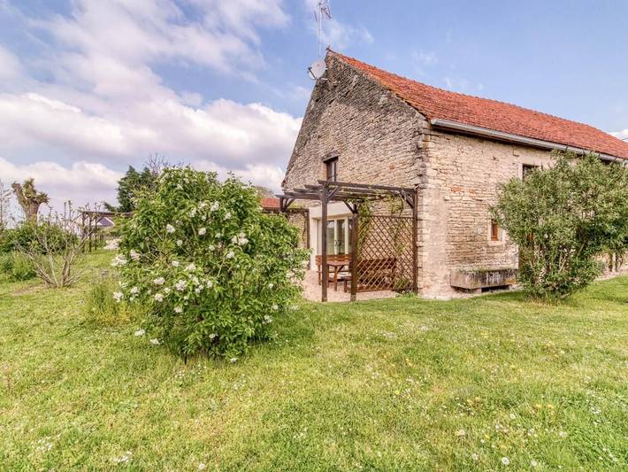 Gîte pour 4 personnes à Marigny-lès-Reullée