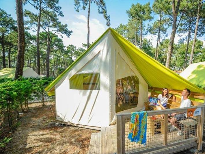 Zelt für 4 Personen, mit Kinderpool und Sauna in Messanges