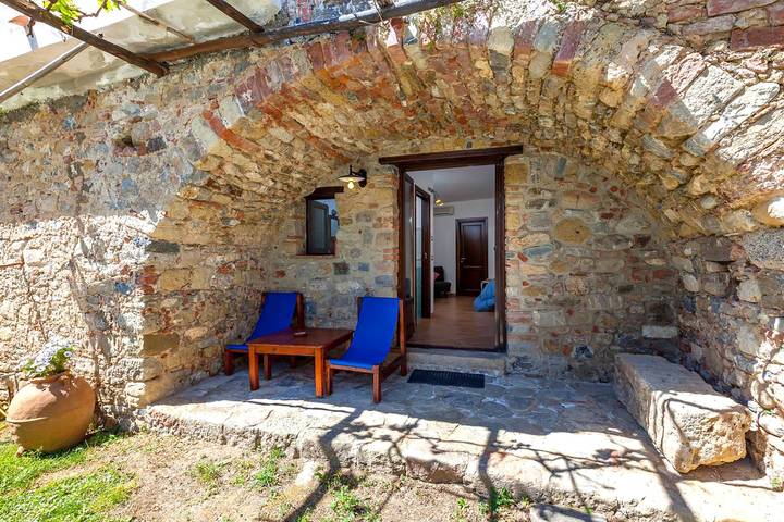 Ferienwohnung für 3 Personen, mit Garten in Cilento