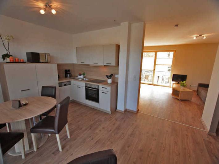 Ferienwohnung für 4 Personen, mit Balkon und Terrasse sowie Ausblick in Greifswald - 3