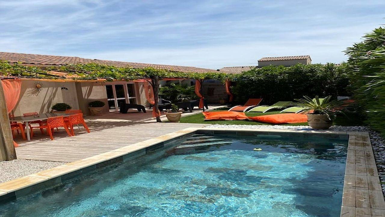 Villa für 6 Personen (100 m²) in Tavel in Tavel, Nimes und Umgebung
