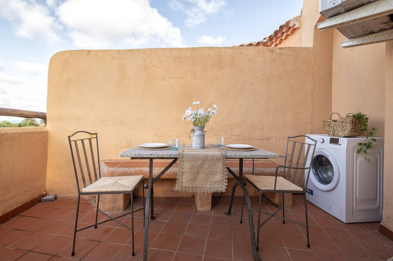 Entire apartment, Apartment 'Nature Relax 207' with Sea View, Shared Garden and Air Conditioning in Trinità d'Agultu e Vignola region, Gallura