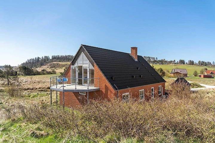 Ferienhaus für 8 Personen, mit Balkon und Whirlpool