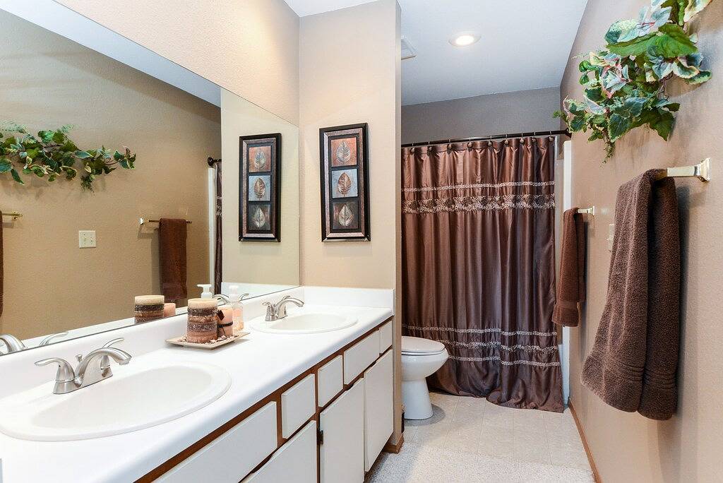 Ganze Wohnung, In der Nähe von Silver Dollar City - Hervorragende Aussicht und Deck! in Indian Point, Table Rock Lake