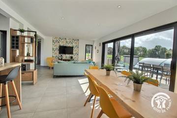 Gîte voor 8 Personen in Binic-Étables-sur-Mer, Côtes-d'Armor, Afbeelding 1