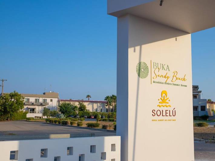 Hôtel pour 2 personnes, avec piscine ainsi que terrasse et jardin