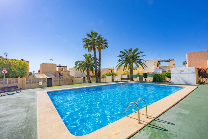 Bungalow für 6 Personen, mit Pool und Terrasse in Calpe - 3