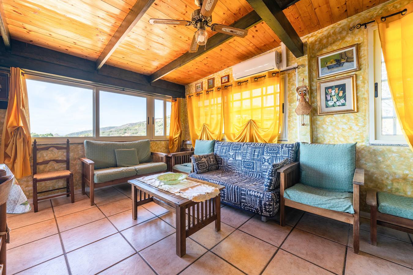 Ferienhaus "Is Zuddas" mit Meerblick und privater Terrasse in Geremeas, Cagliari Provinz