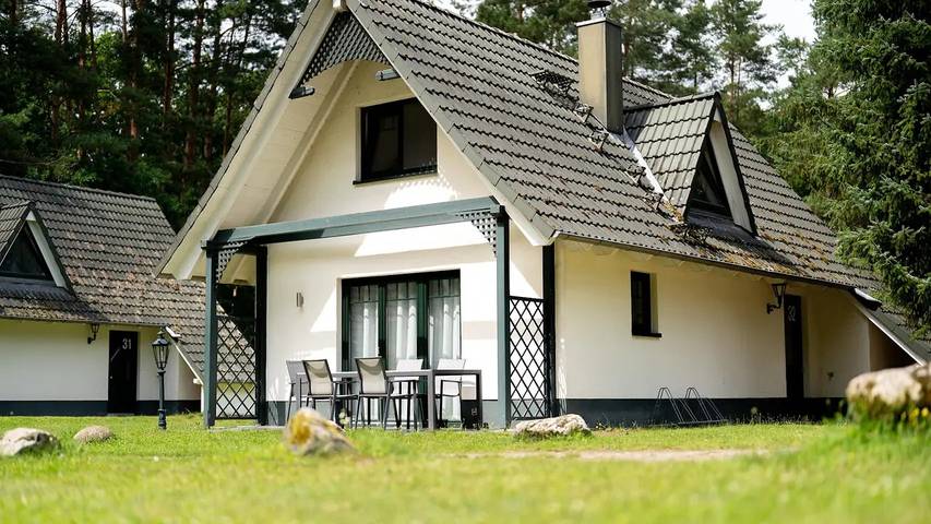 Ferienhaus für 2 Personen, mit Pool und Sauna sowie Terrasse, mit Haustier - 1