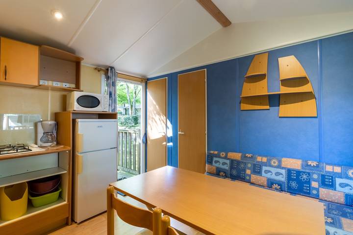 Mobil home pour 5 personnes, avec bassin pour enfant et jardin, animaux acceptés à Saint-Pompont - 4