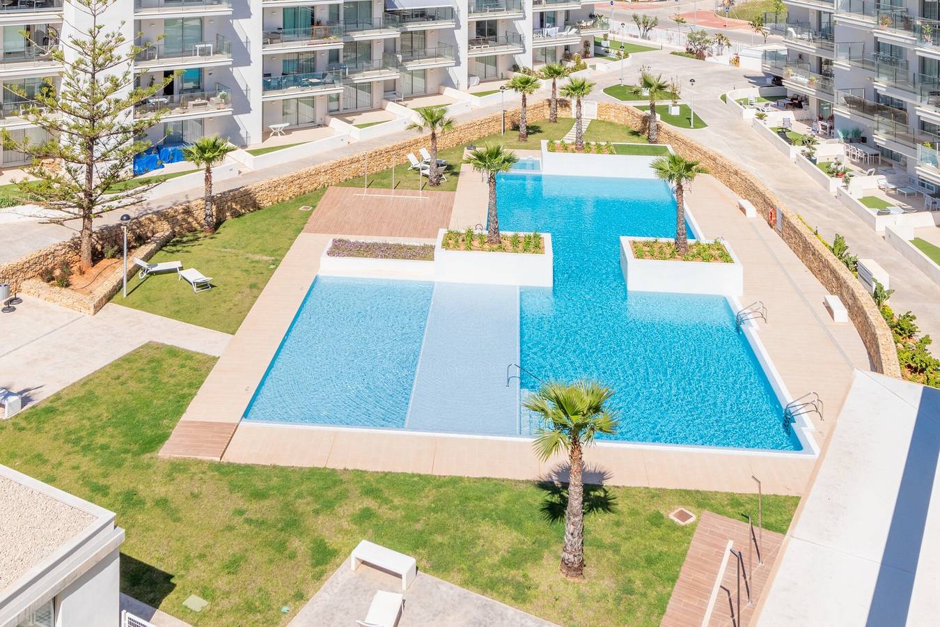 Ganze Wohnung, Ferienwohnung 'Brisas del Mar' mit gemeinschaftlich genutztem Pool & Wlan in Dénia, Costa Blanca