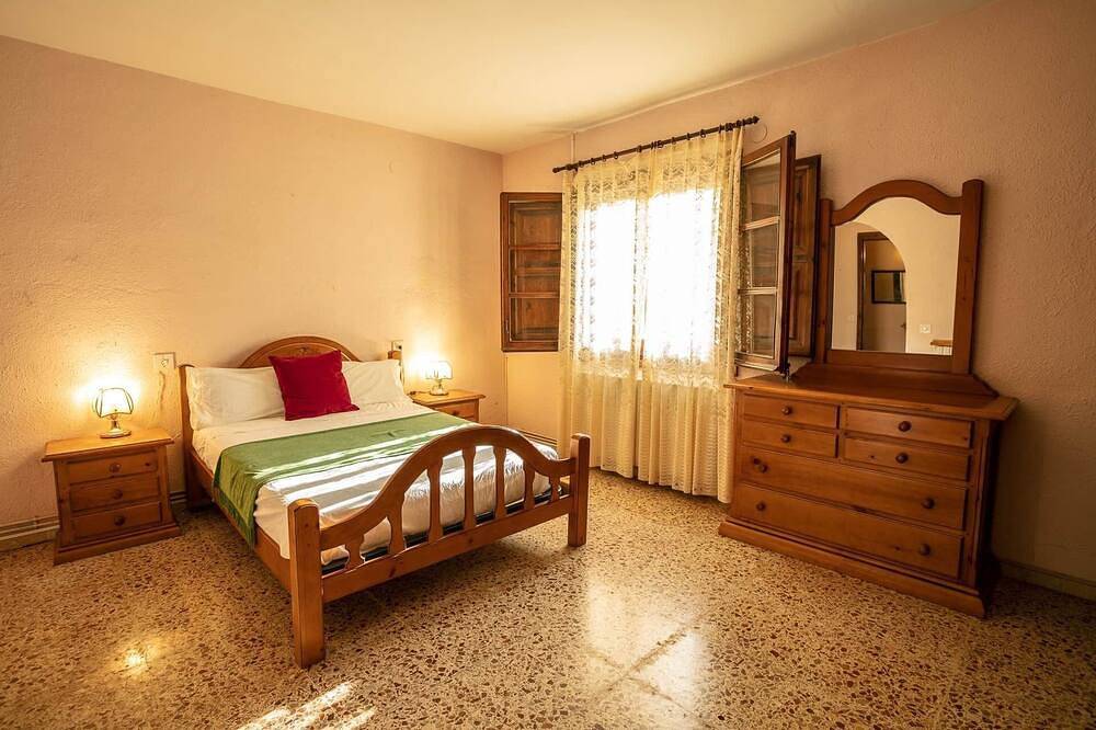 El Xalet del Priorat in Escaladei, La Morera de Montsant