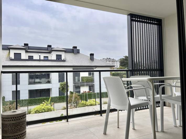 Ganze Ferienwohnung, Ferienwohnung für 4 Personen mit Pool in Loredo, Ribamontán al Mar