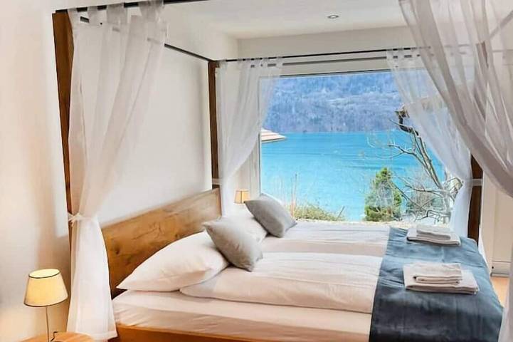 Ferienhaus für 12 Personen, mit Balkon und Sauna sowie Garten und Whirlpool