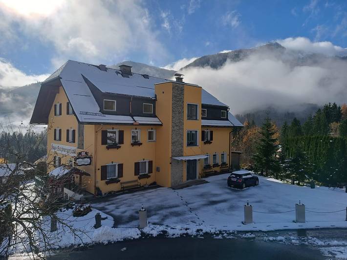 Gîte pour 4 personnes, avec sauna et jardin, adapté aux familles à Mauterndorf - 2