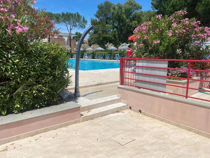 Appartement de vacances pour 5 personnes, avec piscine et terrasse ainsi que vue et jardin, animaux acceptés - 1