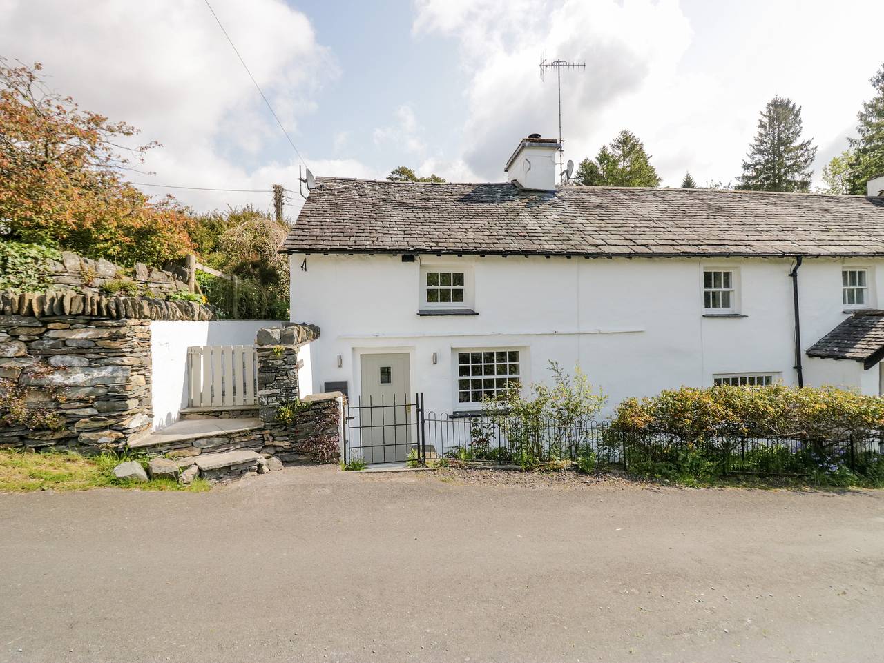 Old Farm Cottage in Skelwith Bridge, Lake District