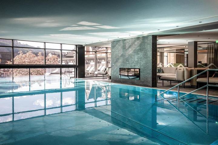 Hôtel pour 2 personnes, avec sauna ainsi que piscine et jardin