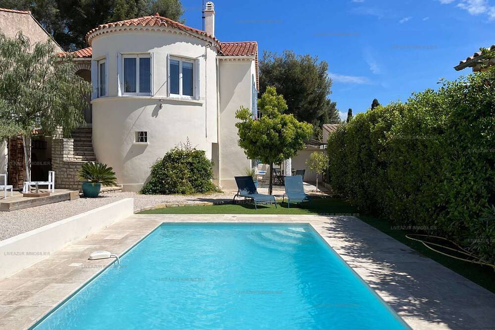 Casa vacanza a Var a partire da 481€ a notte