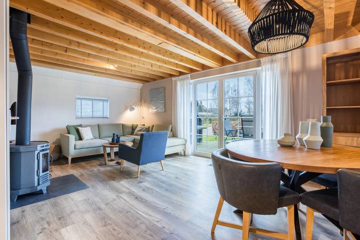 Bungalow für 4 Personen, mit Terrasse und Balkon/Terrasse - 1