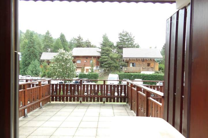 Location de vacances pour 6 personnes, avec Jacuzzi et Terrasse ainsi que Piscine et Sauna dans La Joue du Loup