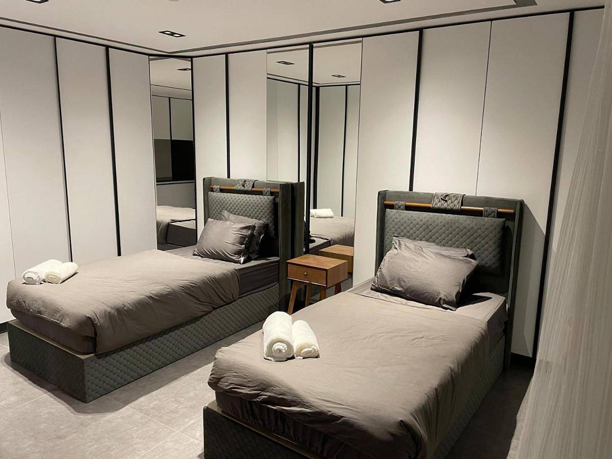 Ganze Wohnung, Exklusive Luxus Villa in Glashütten, Hochtaunuskreis