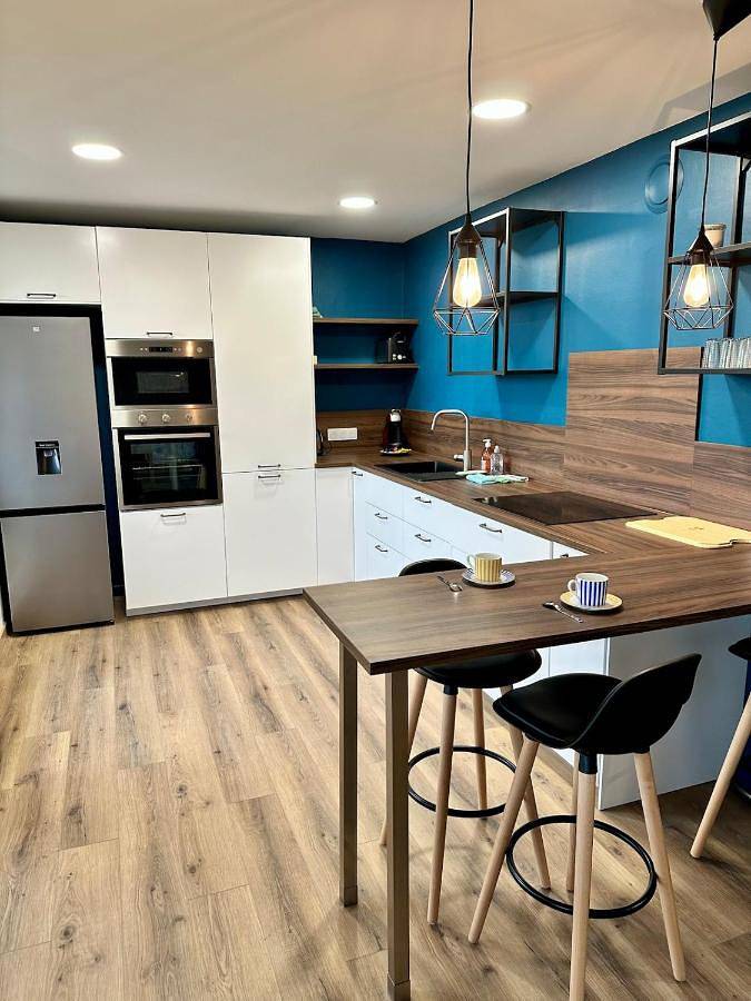Appartement entier, Brand-new 3Br Balcony Desks Parking A450 in Brignais, Lyon et ses environs