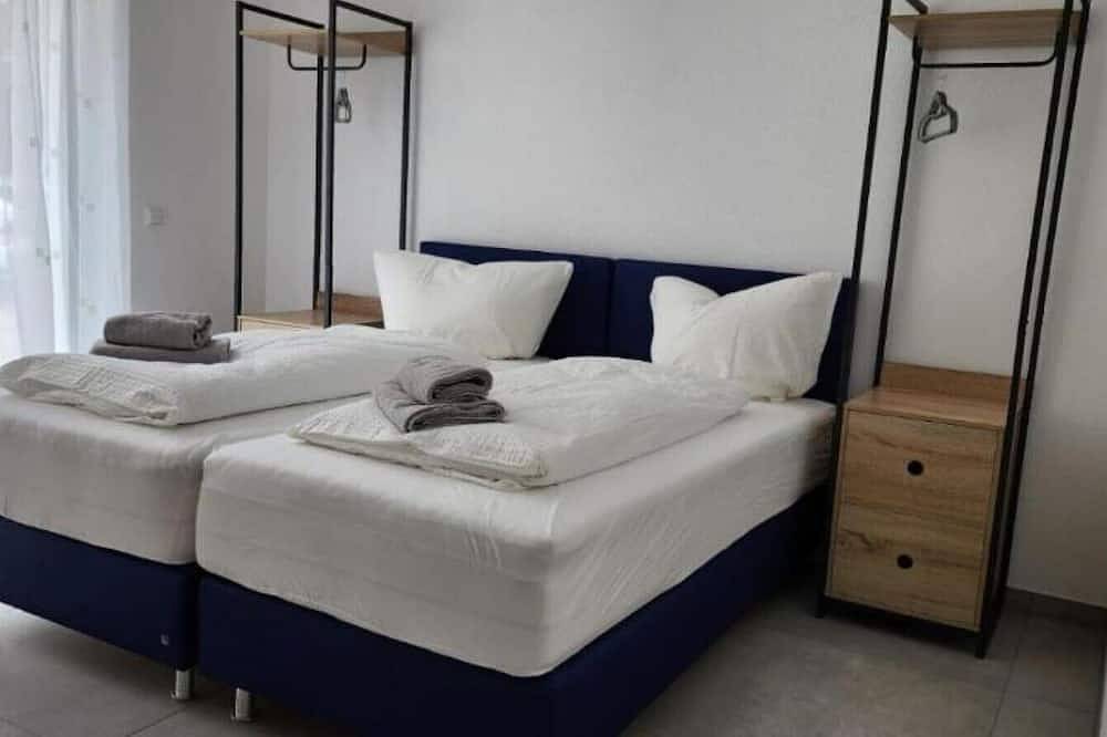 Ganze Wohnung, Gemütliches Grenzaparment mit 6 Schlafmöglichkeiten direkt bei Schaffhausen in Gottmadingen, Hegau