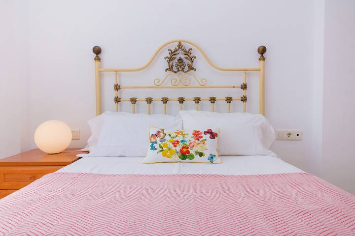 Gîte pour 6 personnes, avec terrasse, animaux acceptés à Jávea - 4