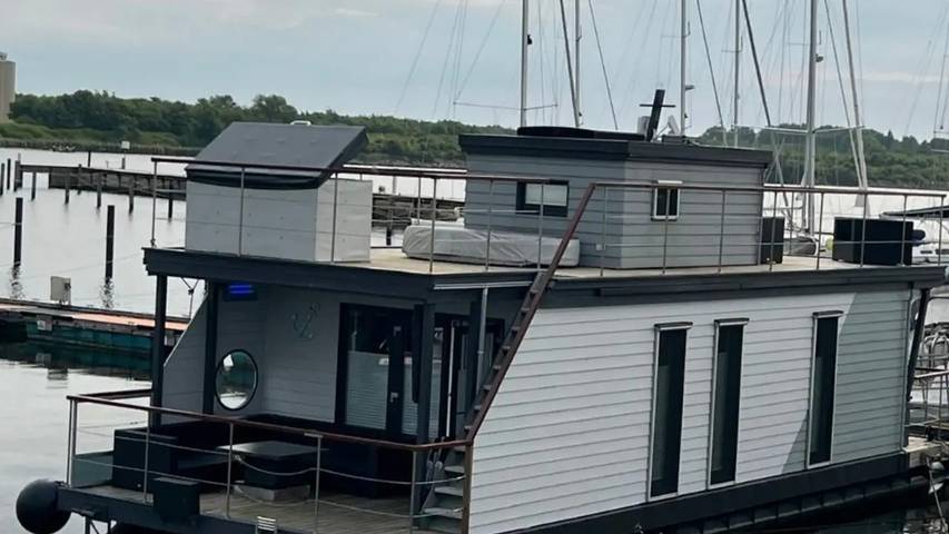 Boot für 4 Personen, mit Terrasse in der Mecklenburger Bucht