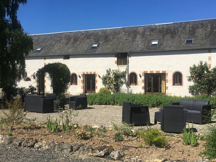Gîte pour 8 personnes, avec piscine, adapté aux familles à Cussay
