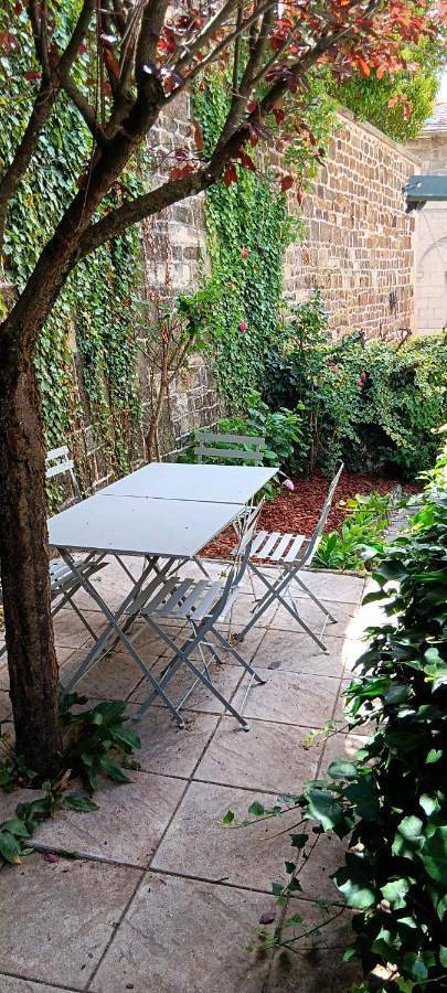 Gîte pour 6 personnes, avec vue et jardin, animaux acceptés dans Office de Tourisme du Puy en Velay - 3