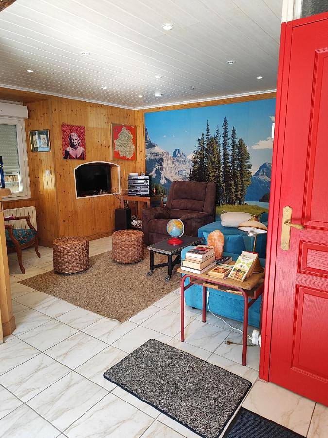 Gîte pour 3 personnes, animaux acceptés dans Office de Tourisme de Saint Astier