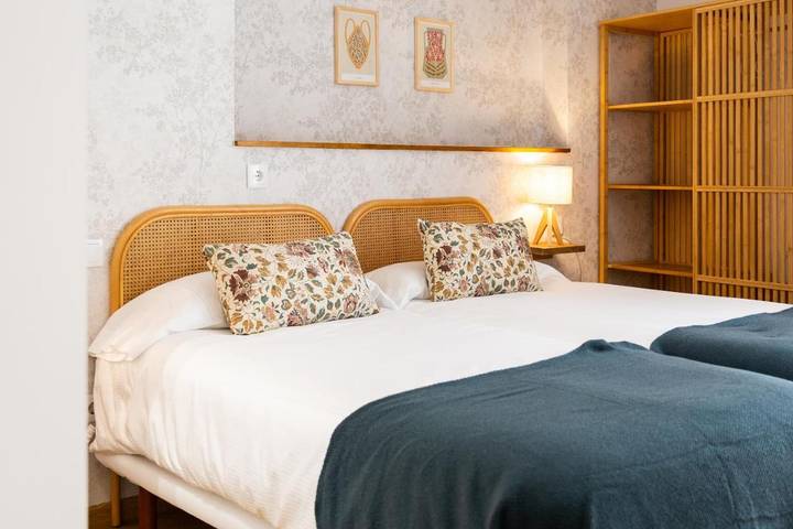 Apartamento de vacaciones para 4 personas, con vistas y terraza - 1