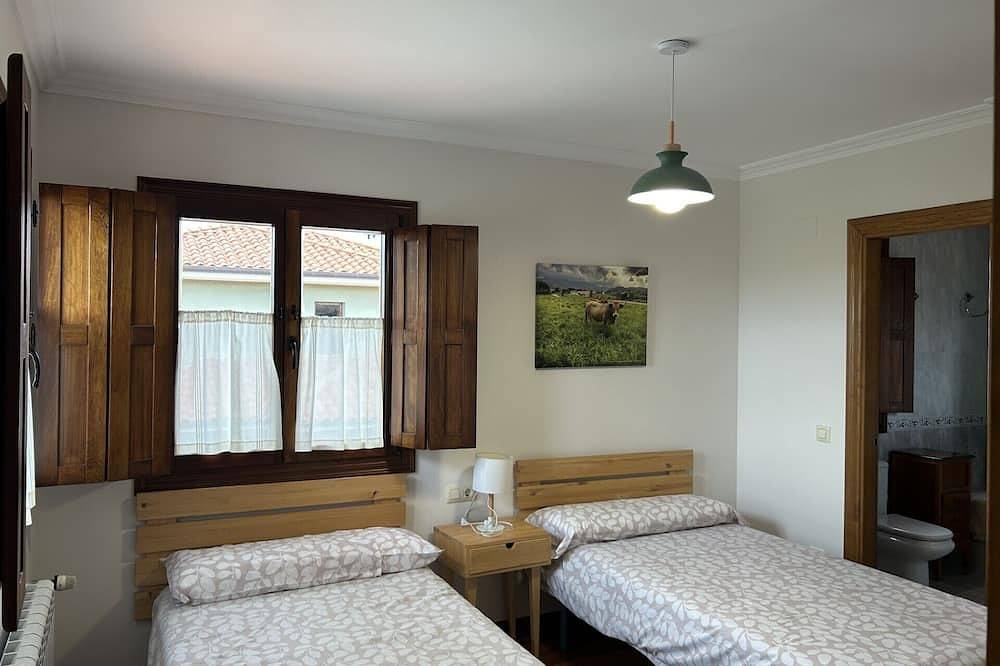 Casa vacacional en Colombres. Ideal para familias. Se admiten mascotas in Colombres, Ribadedeva