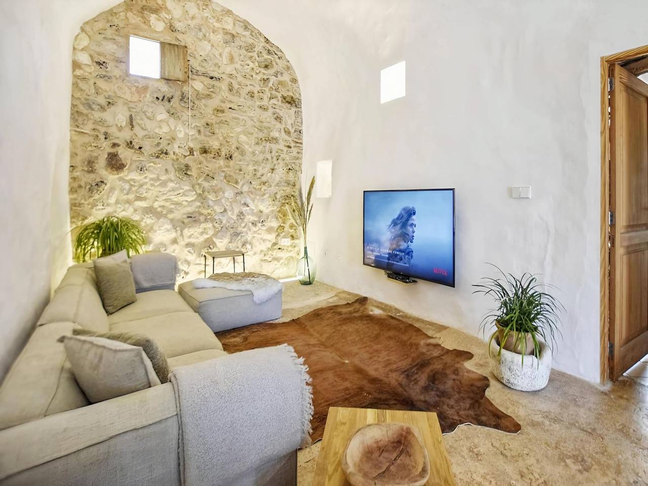 Finca in Sencelles with Pool and Garden in Sancellas, Interior de Mallorca