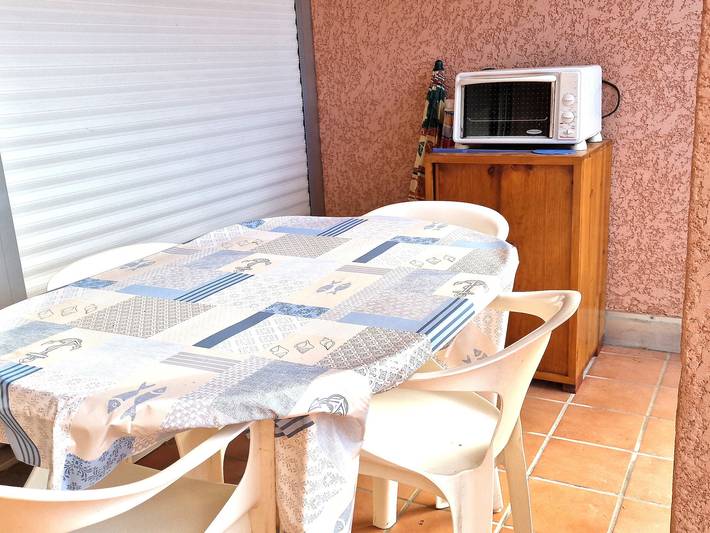 Gîte pour 4 personnes dans Plage des Elmes - 3
