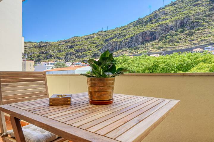 Gîte pour 4 personnes, avec balcon à Machico - 3
