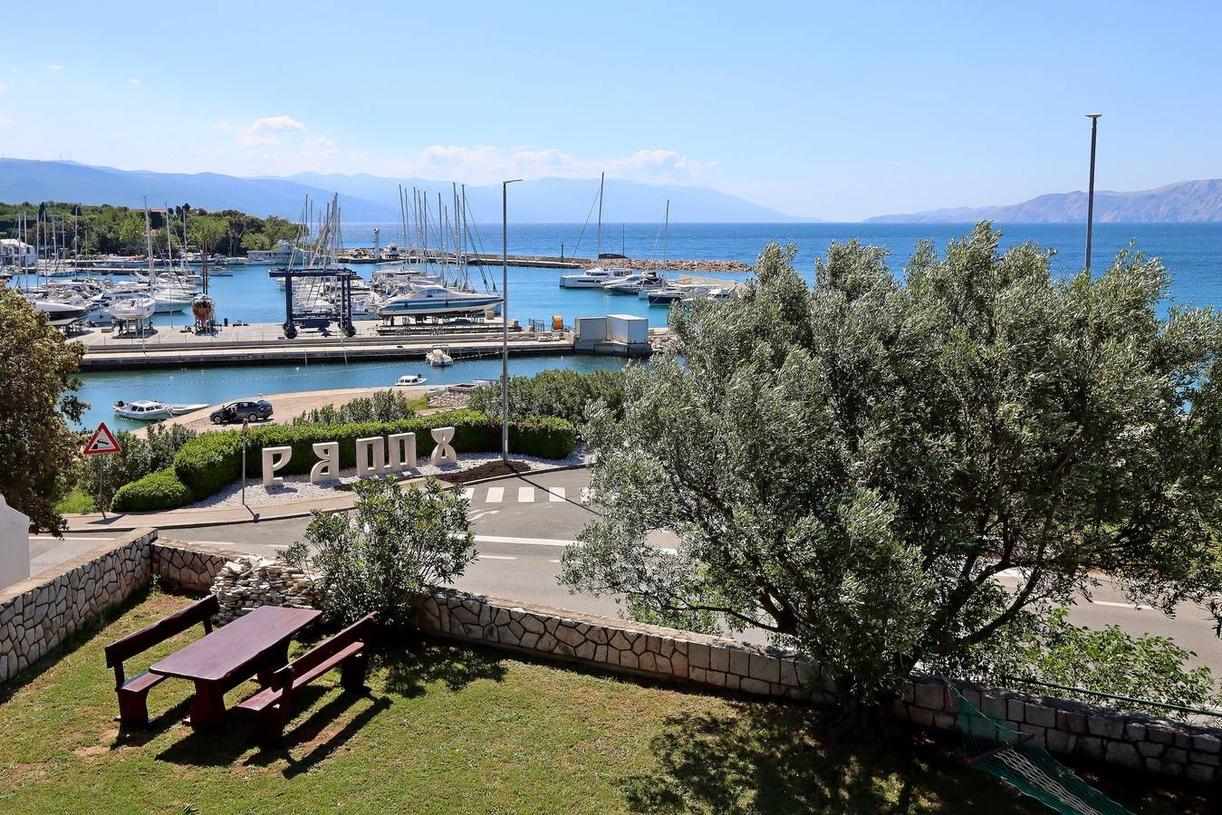 Entire apartment, Two bedroom apartment with balcony and sea view Novi Vinodolski A-19981-b in Novi Vinodolski, Primorje-Gorski Kotar