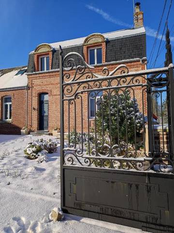 Chambre d’hôte pour 2 personnes, avec vue ainsi que jardin et terrasse, adapté aux familles à Boismont