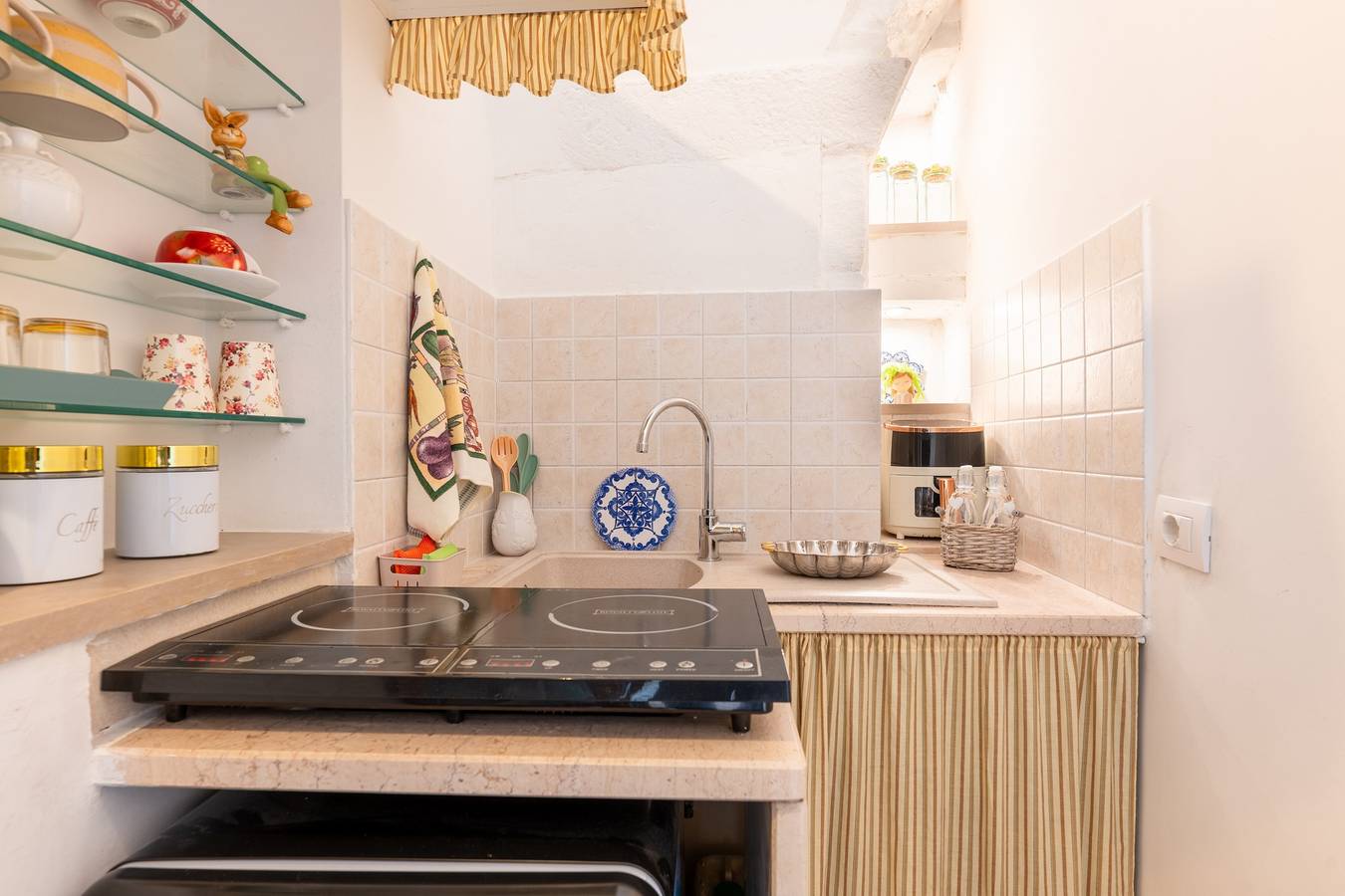 Casa Vacanze 'Fioredoro' con Aria Condizionata in Martina Franca, Provincia di Taranto