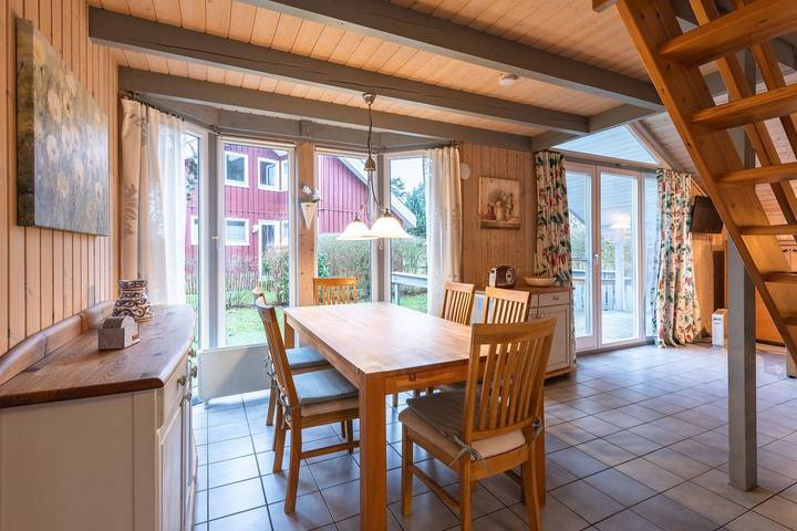 Ferienhaus für 6 Personen, mit Garten und Sauna sowie Terrasse in Mirow - 4
