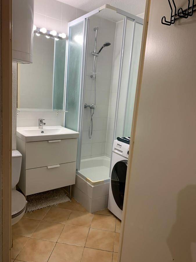 Gîte pour 6 personnes, avec vue et terrasse, animaux acceptés dans Plage Miramar - 4